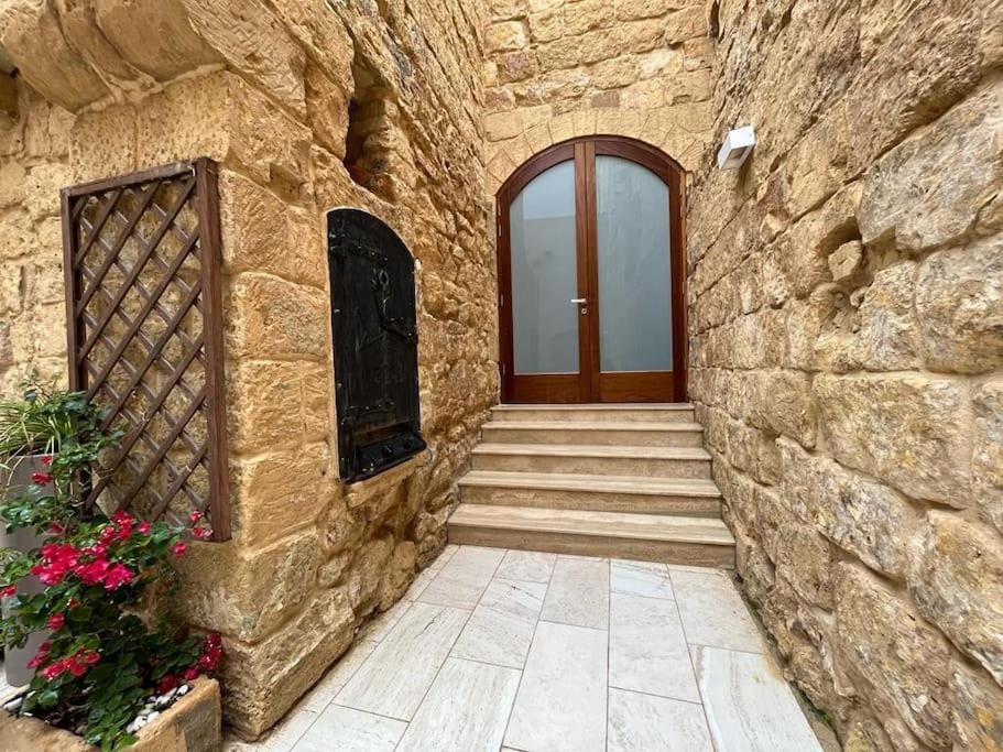 Charming 200 Year Old With Yard Casa vacanze